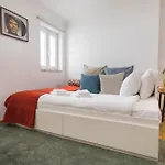 Vintage Flat In Graca リスボン